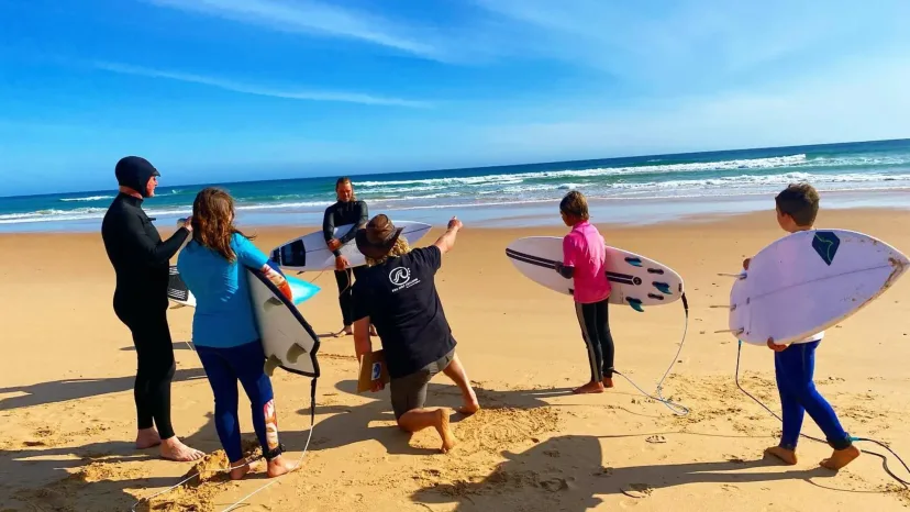 A group surf lesson at Smiths Beach